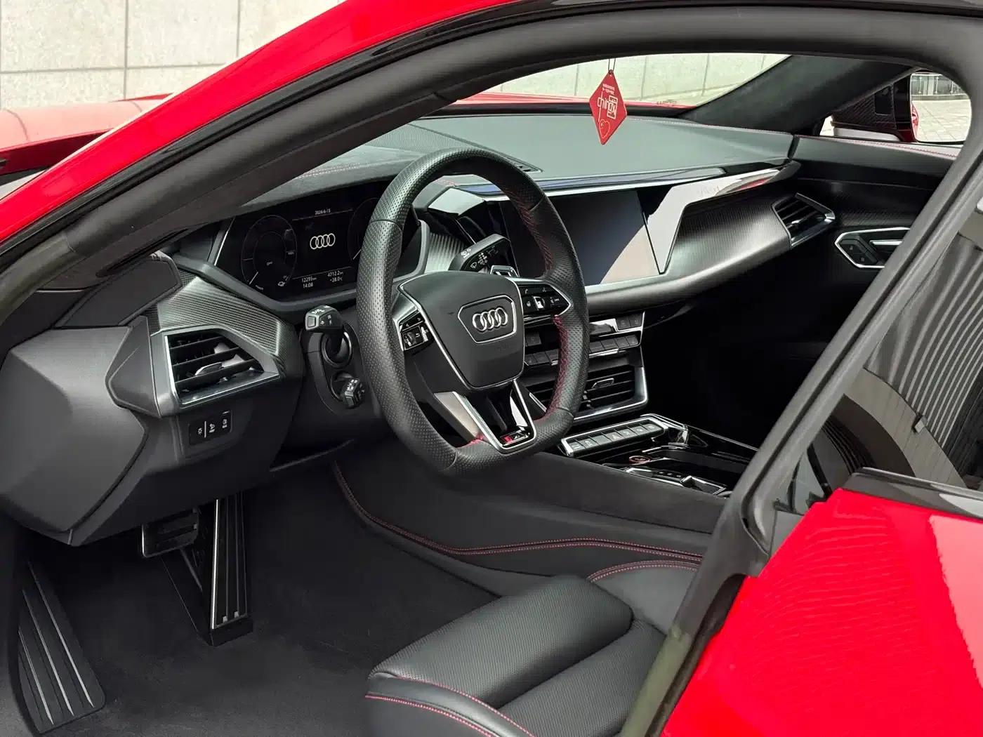 Audi RS e-tron GT 2023 Base Model — миниатюра 8