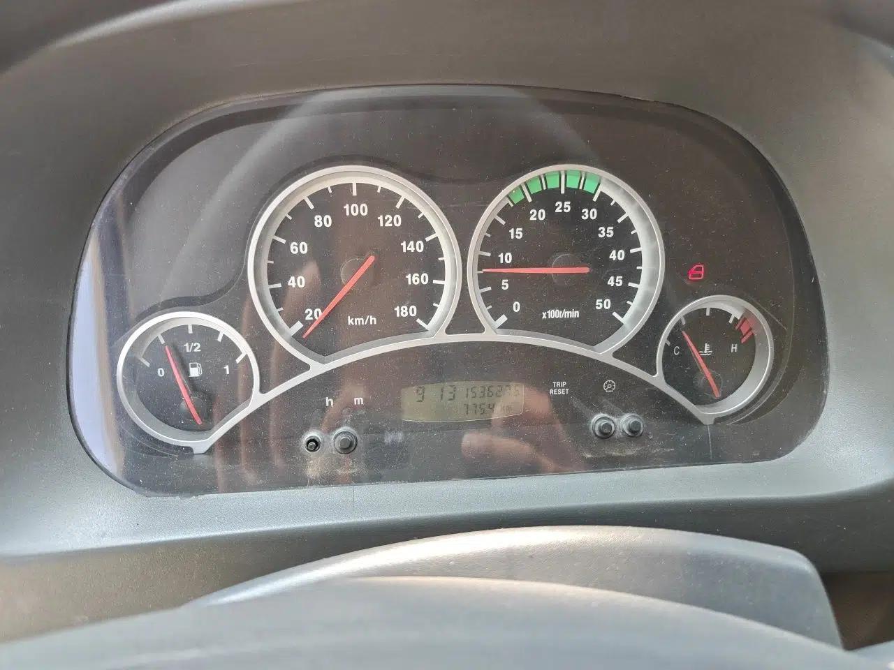 Iveco Power Daily 2012 2.5T-A32 Base Version — миниатюра 11