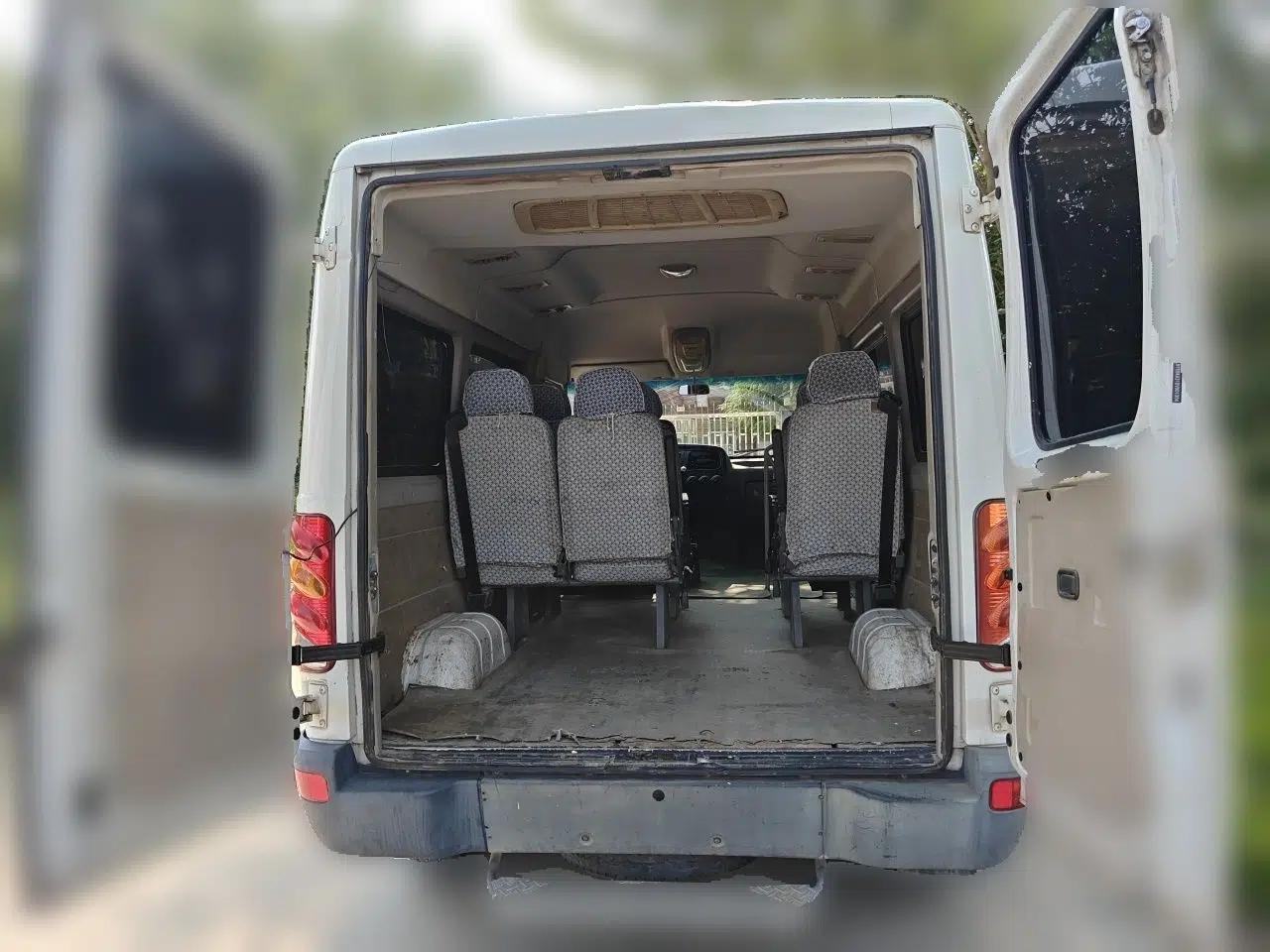 Iveco Power Daily 2012 2.5T-A32 Base Version — миниатюра 19