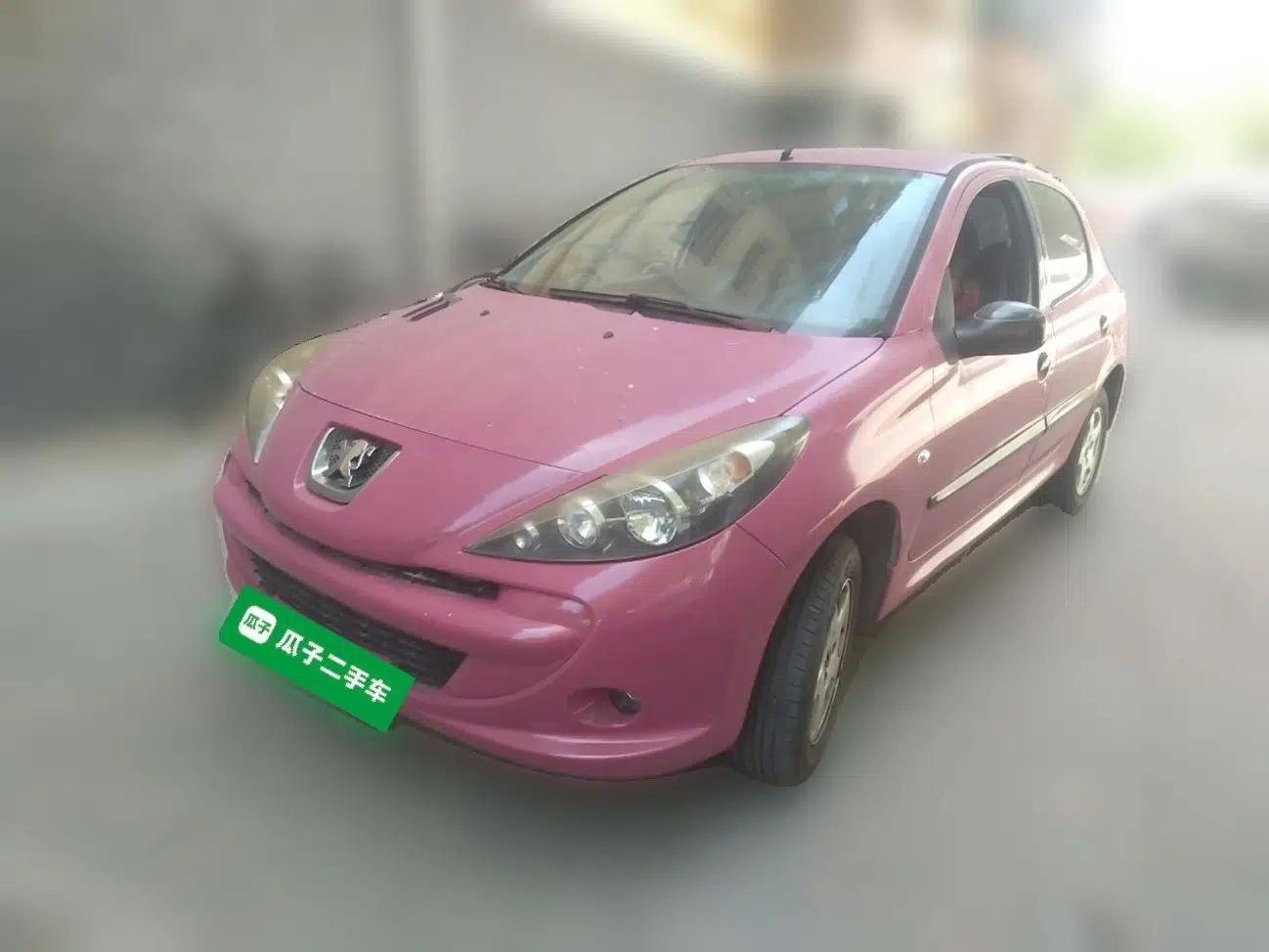 Peugeot 207 2011 Hatchback 1.4L Manual Yule Edition — миниатюра 1