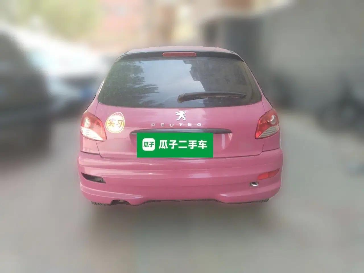 Peugeot 207 2011 Hatchback 1.4L Manual Yule Edition — миниатюра 5