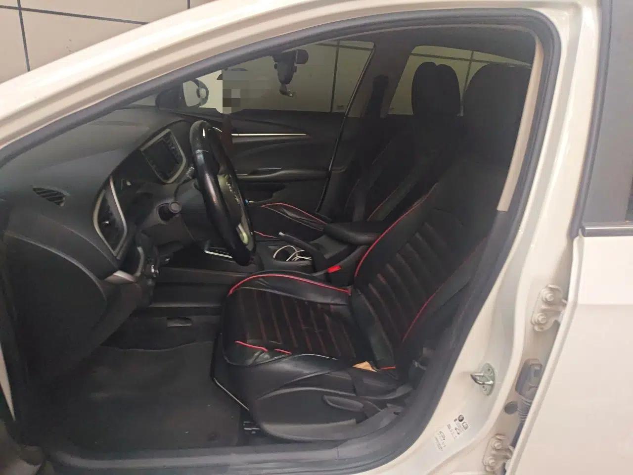 Buick Excelle GX 2019 18T Automatic Connected Elite Model China VI Standard — миниатюра 15