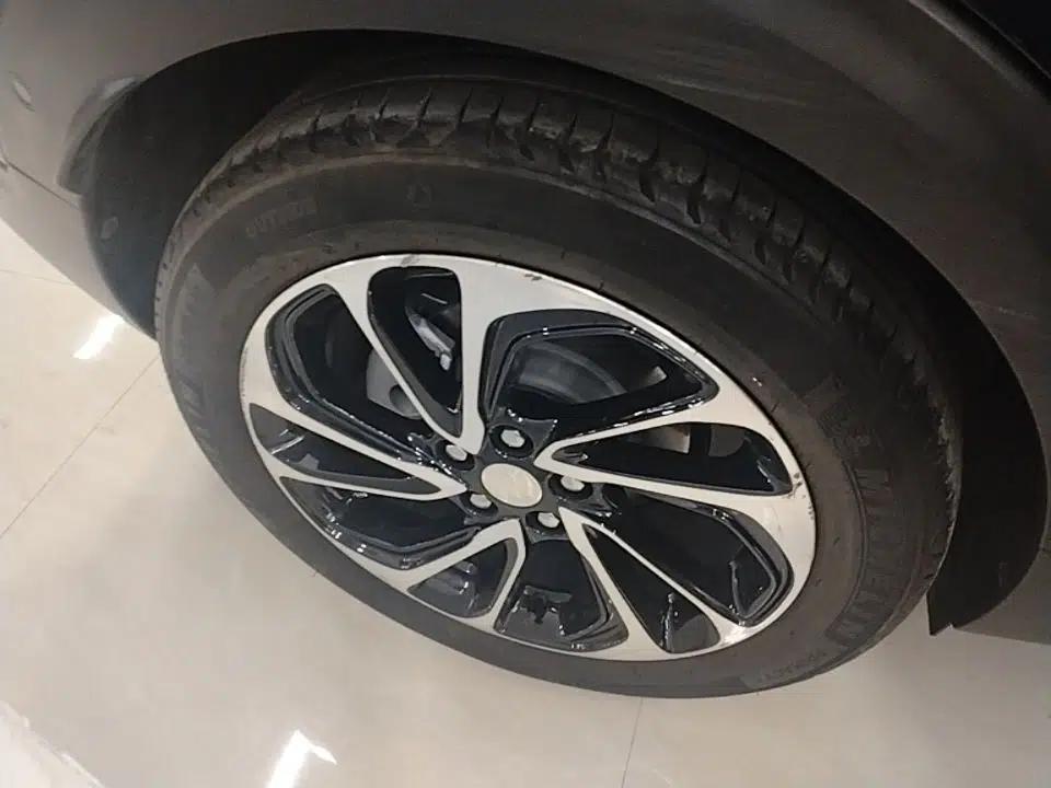 Buick Velite 7 2020 652E Connected Smart Car — миниатюра 11