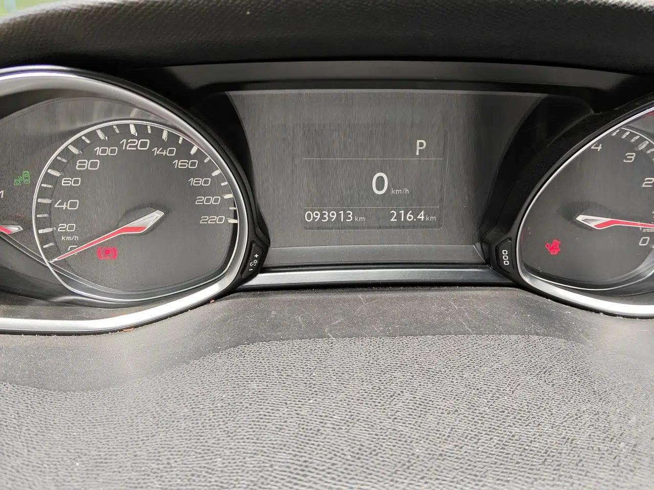 Peugeot 308S 2015 1.6T Automatic Ruichi Edition — миниатюра 12