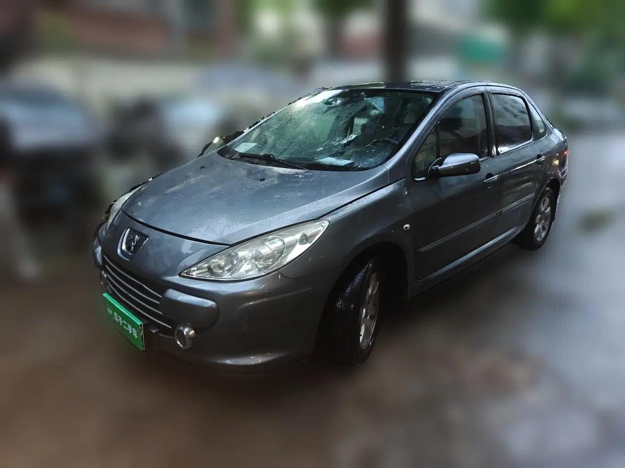 Peugeot 307 2010 Sedan 1.6L Manual Comfort Edition — миниатюра 1