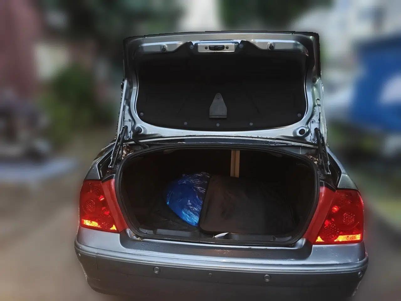 Peugeot 307 2010 Sedan 1.6L Manual Comfort Edition — миниатюра 19