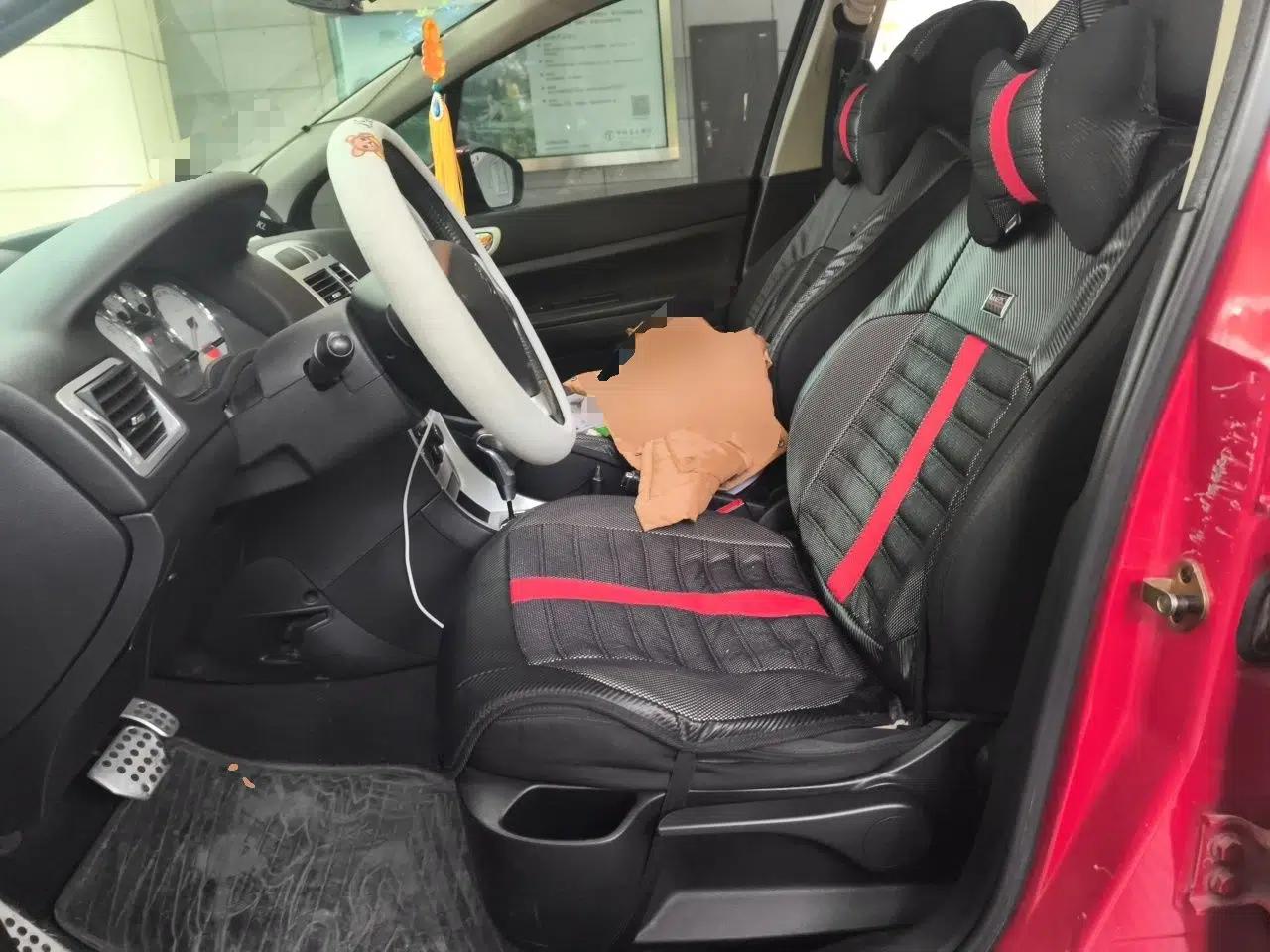 Peugeot 307 2013 1.6L Automatic CROSS — миниатюра 15