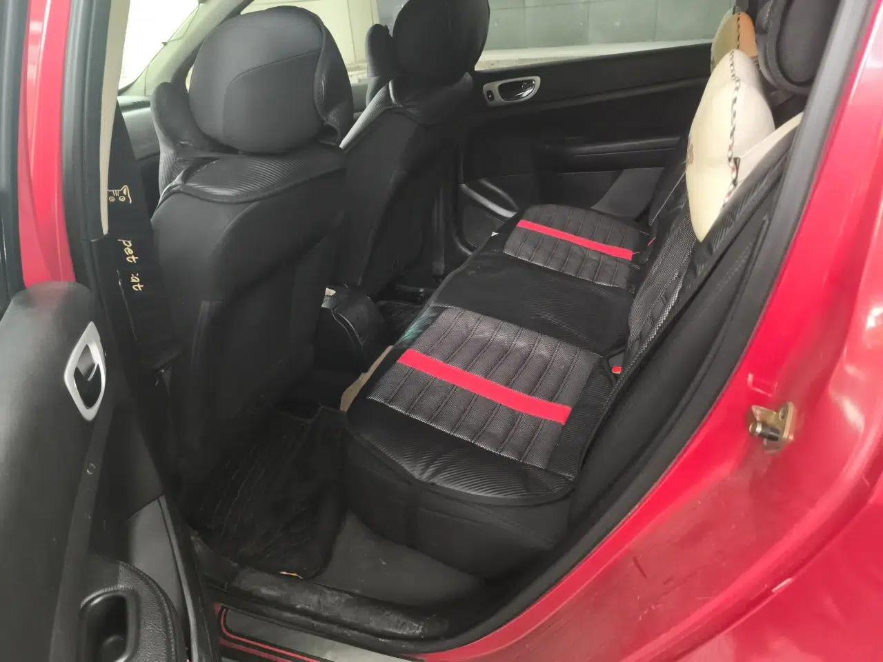 Peugeot 307 2013 1.6L Automatic CROSS — миниатюра 17