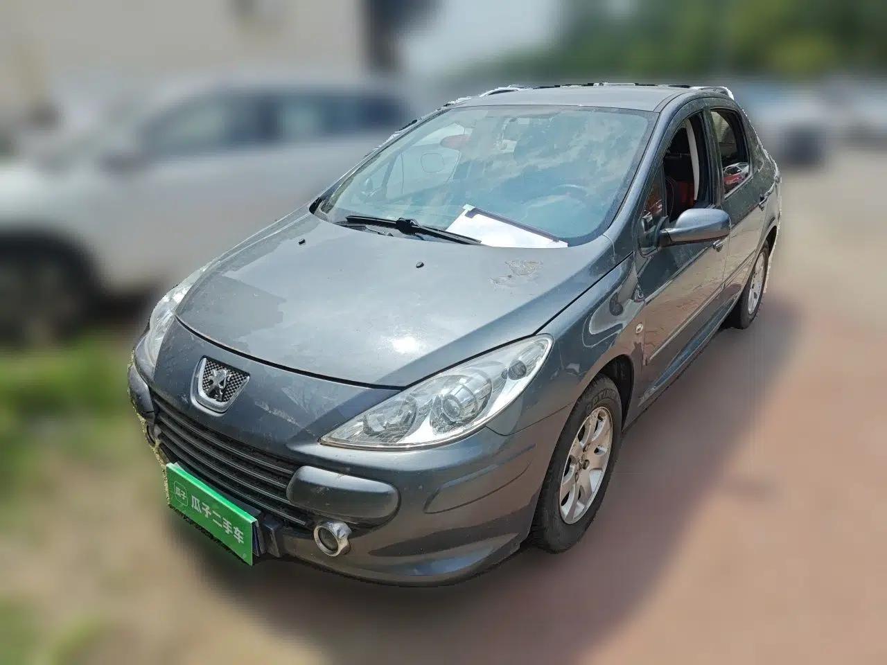 Peugeot 307 2010 Sedan 1.6L Manual Comfort Edition — миниатюра 1