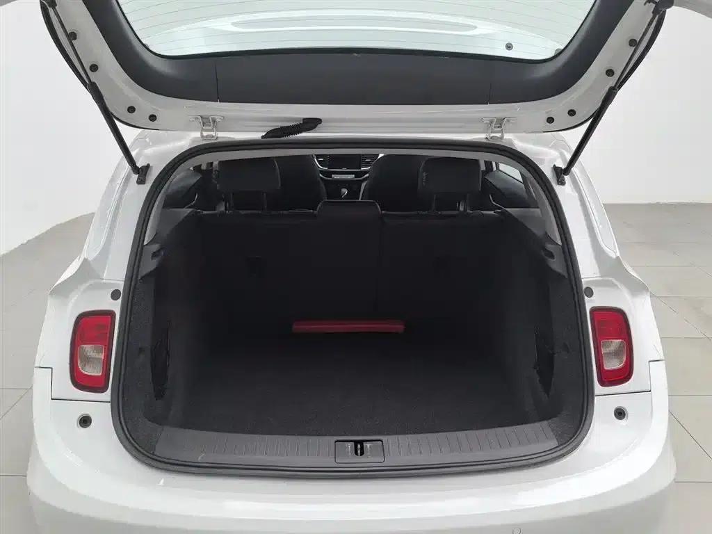 Buick Verano 2018 18T Automatic Elite — миниатюра 16