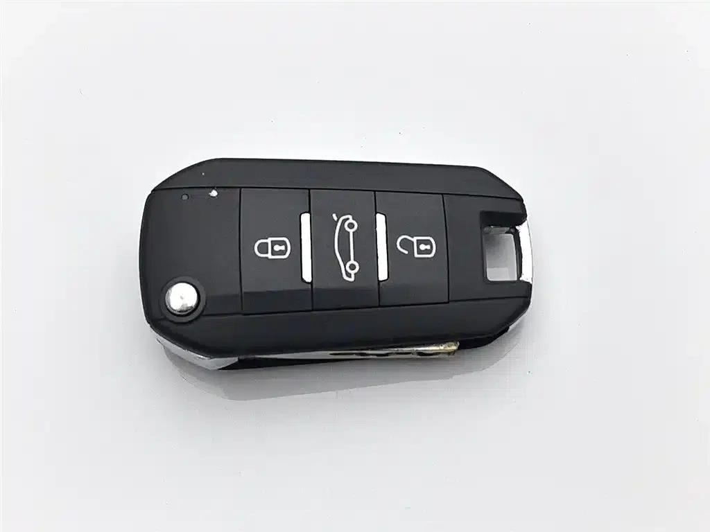 Buick Verano 2018 18T Automatic Elite — миниатюра 19