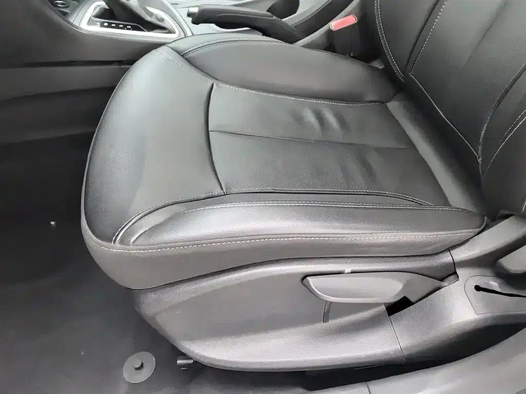 Buick Verano 2018 18T Automatic Elite — миниатюра 20