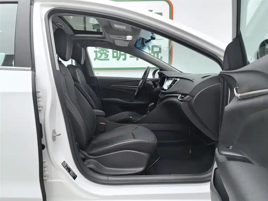 Buick Verano 2018 18T Automatic Elite — миниатюра 23
