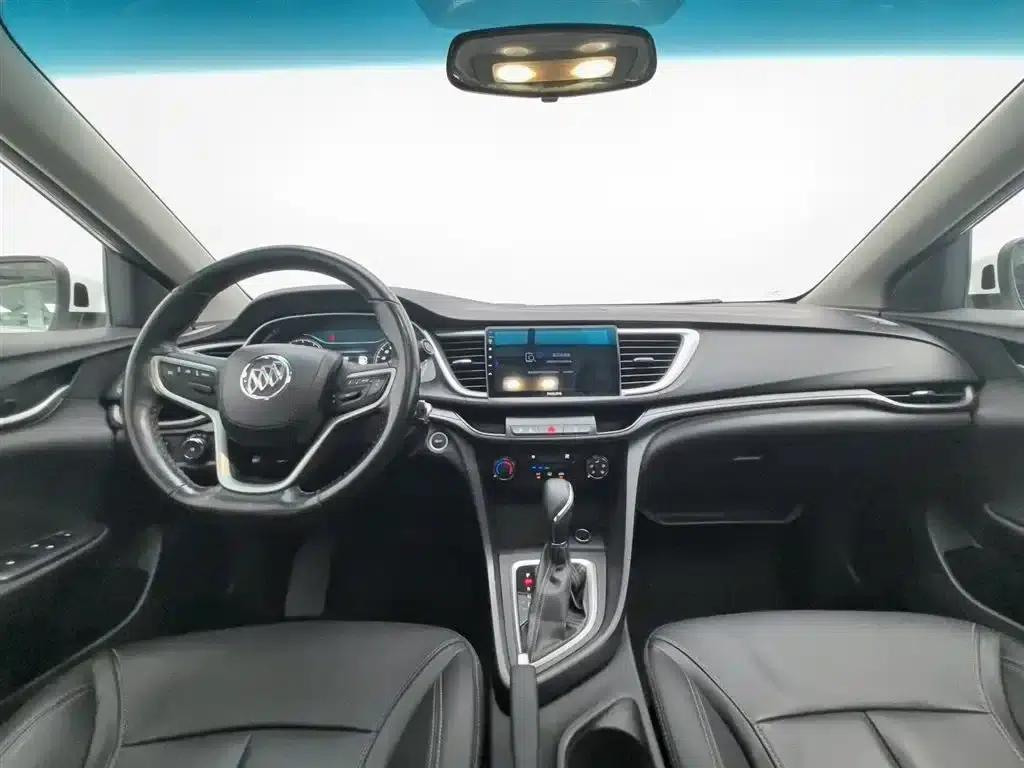 Buick Verano 2018 18T Automatic Elite — миниатюра 5