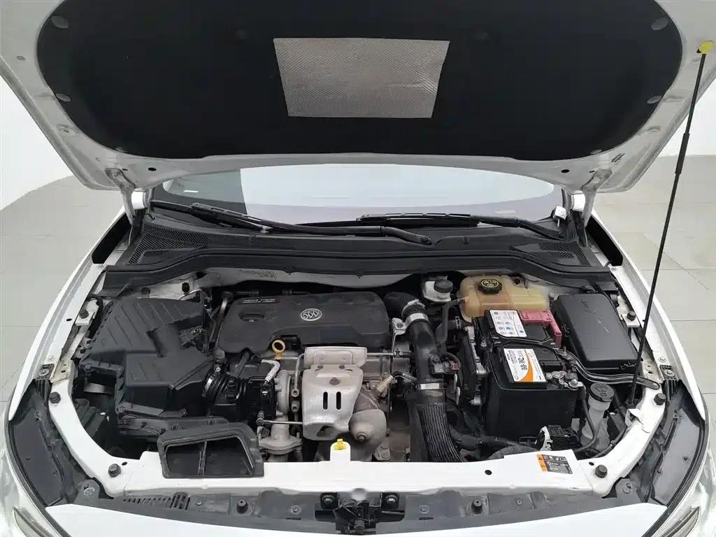 Buick Verano 2018 18T Automatic Elite — миниатюра 6