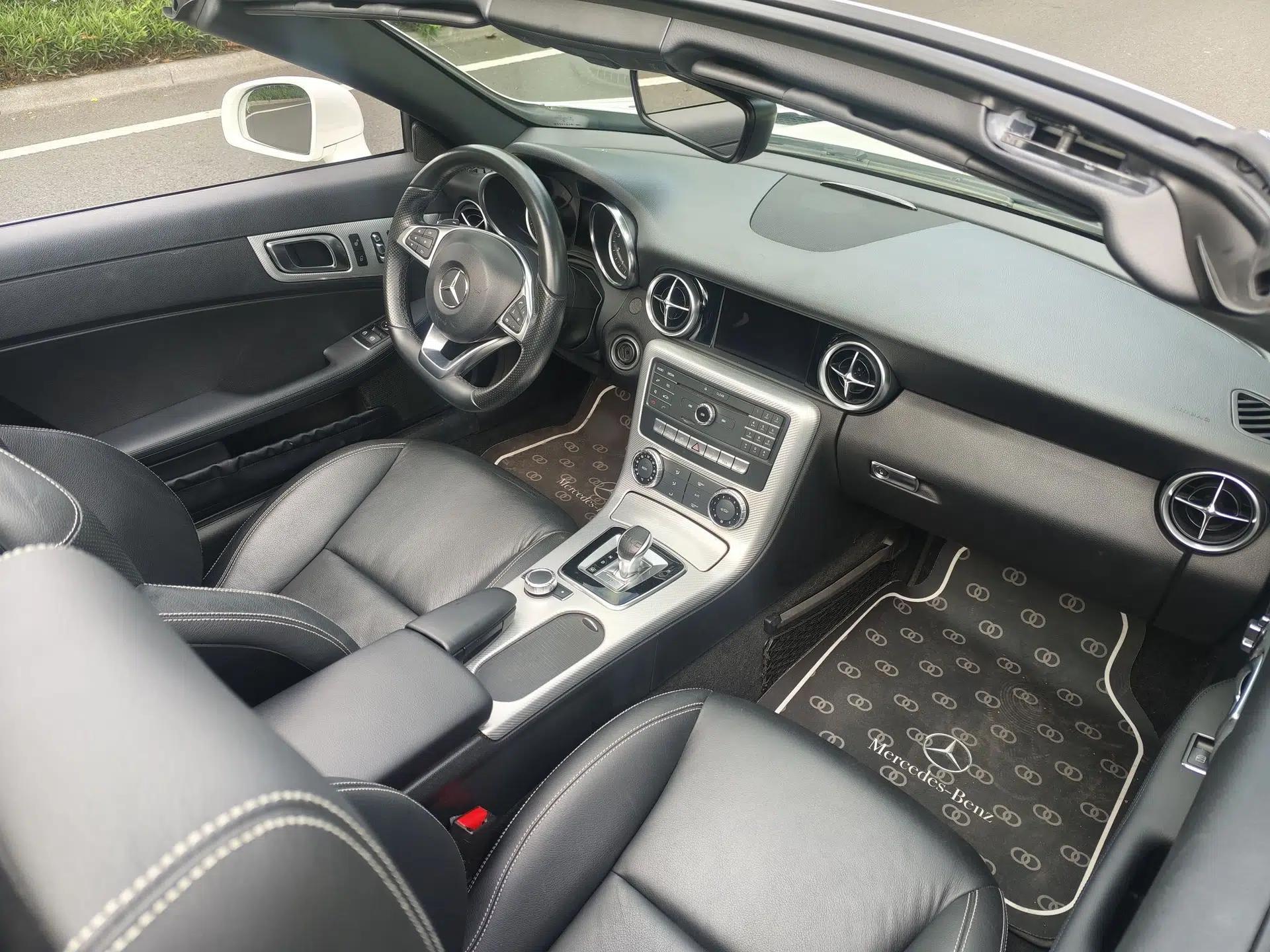 Mercedes-Benz SLC 2016 SLC 200 Dynamic Edition — миниатюра 15