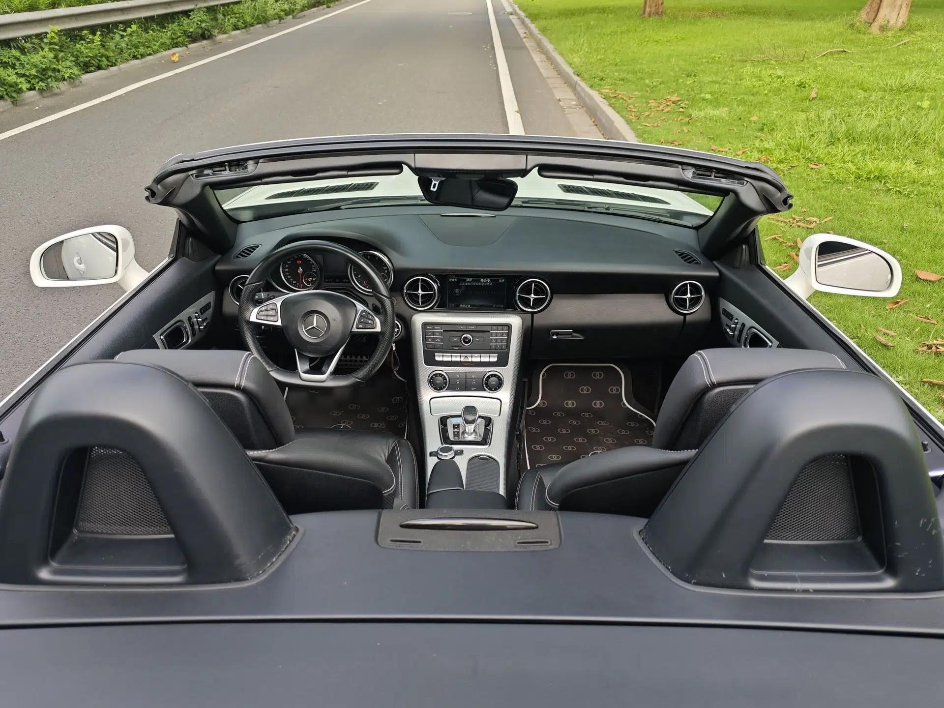 Mercedes-Benz SLC 2016 SLC 200 Dynamic Edition — миниатюра 19