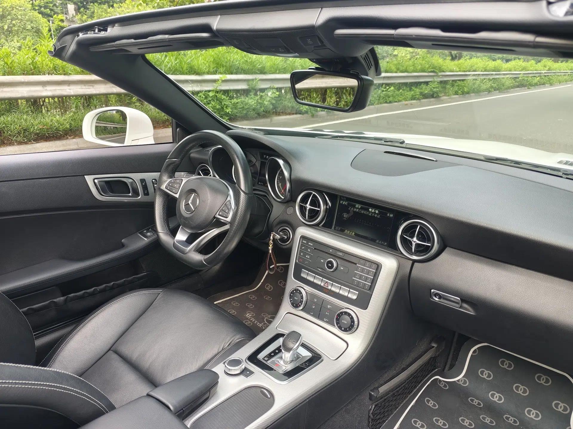 Mercedes-Benz SLC 2016 SLC 200 Dynamic Edition — миниатюра 22