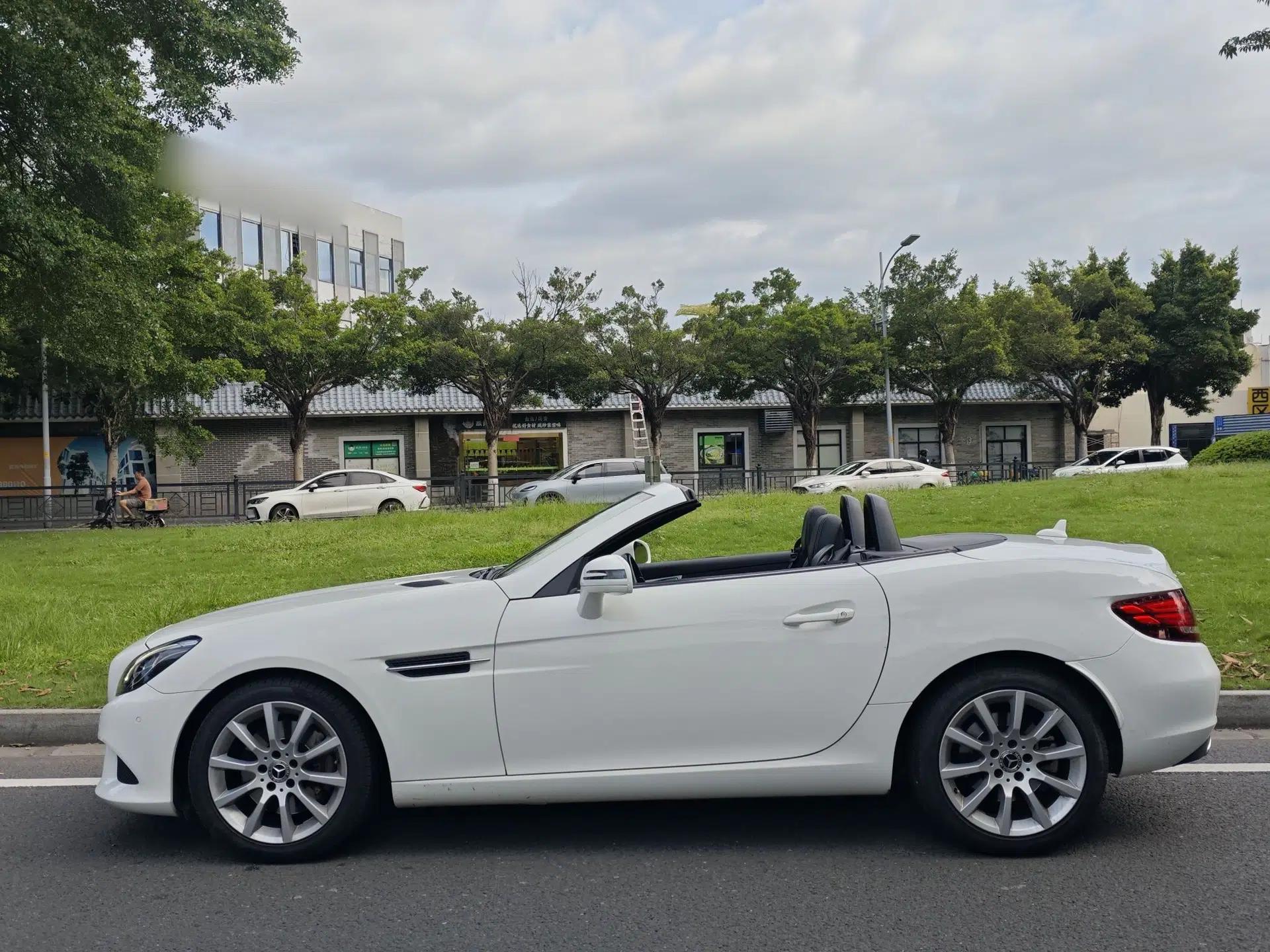 Mercedes-Benz SLC 2016 SLC 200 Dynamic Edition — миниатюра 4
