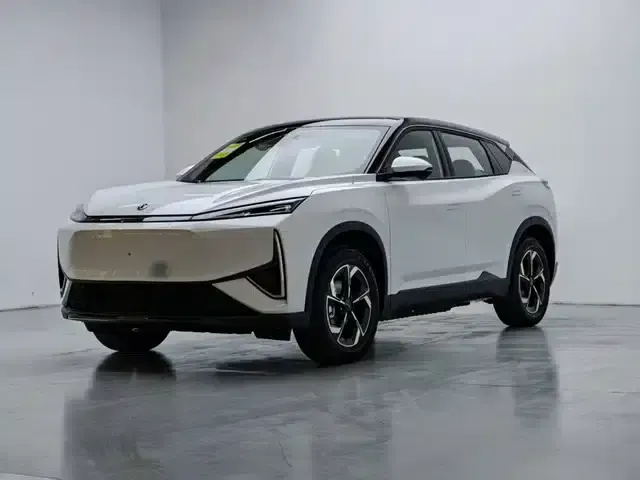 Dongfeng Fengshen L7 2025 Model 518 Enjoy Edition