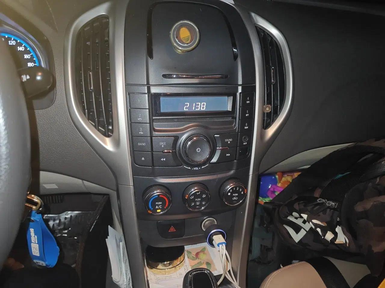 Baojun 630 2014 1.5L automatic comfort version — миниатюра 13