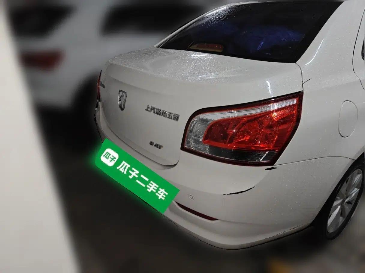 Baojun 630 2014 1.5L automatic comfort version — миниатюра 5