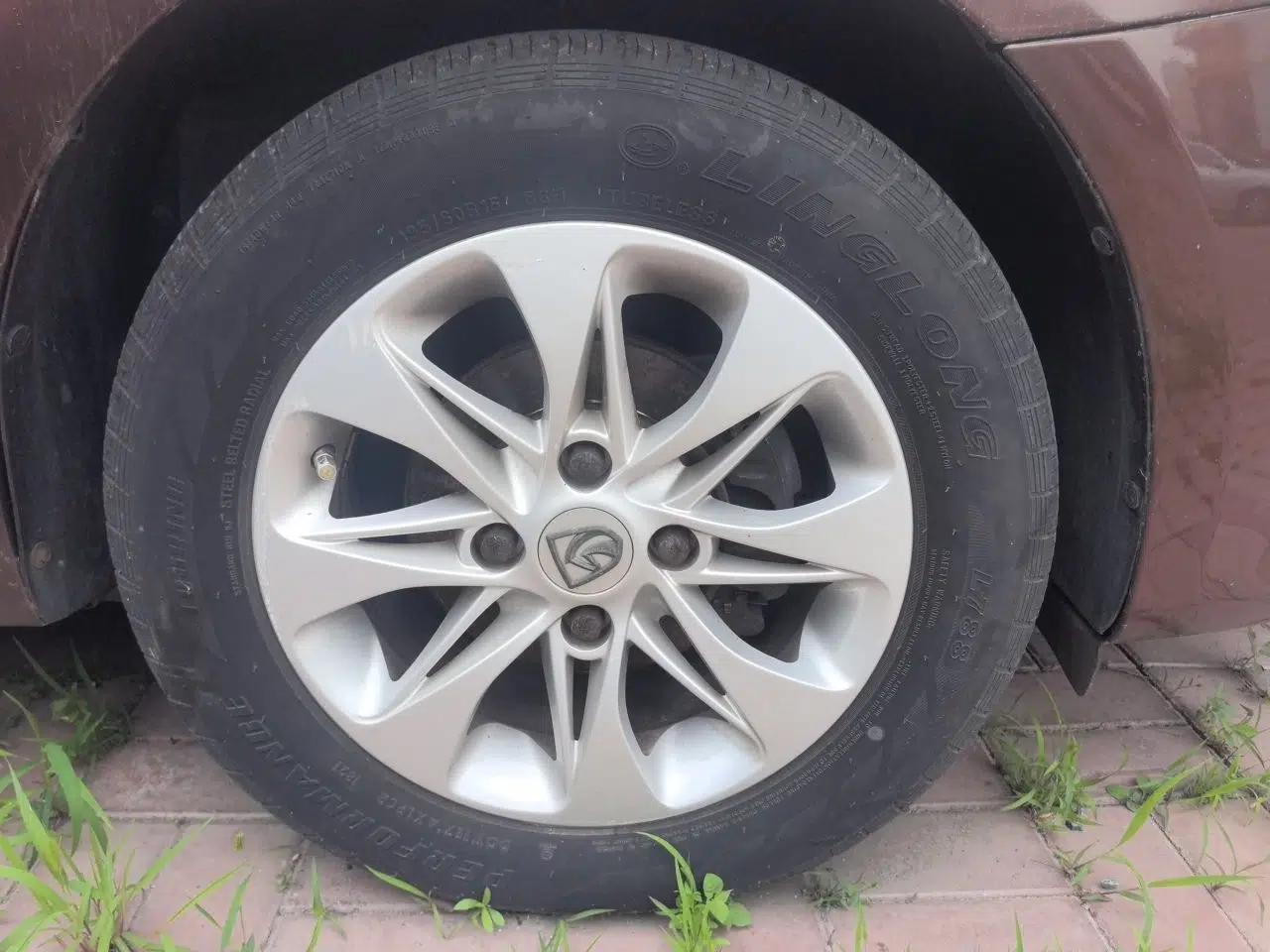 Baojun 630 2014 1.5L manual standard version — миниатюра 8
