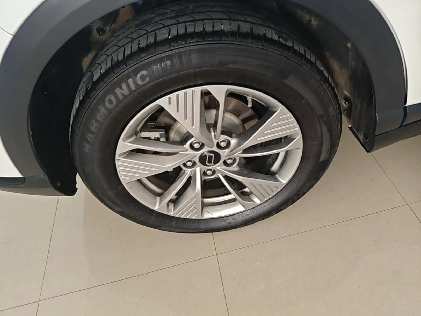 Bestune Yueyi 03 2025 565km Enjoy Edition — миниатюра 11