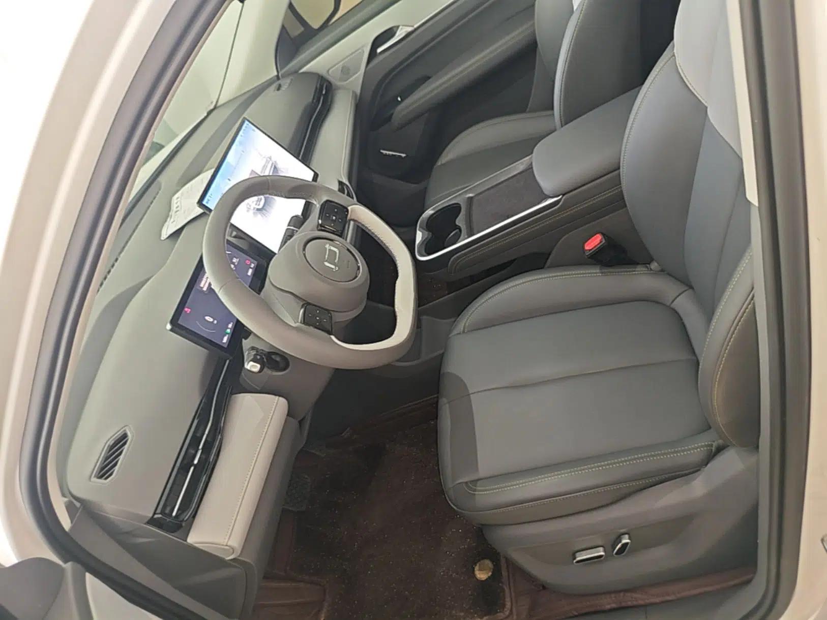 Bestune Yueyi 03 2025 565km Enjoy Edition — миниатюра 17