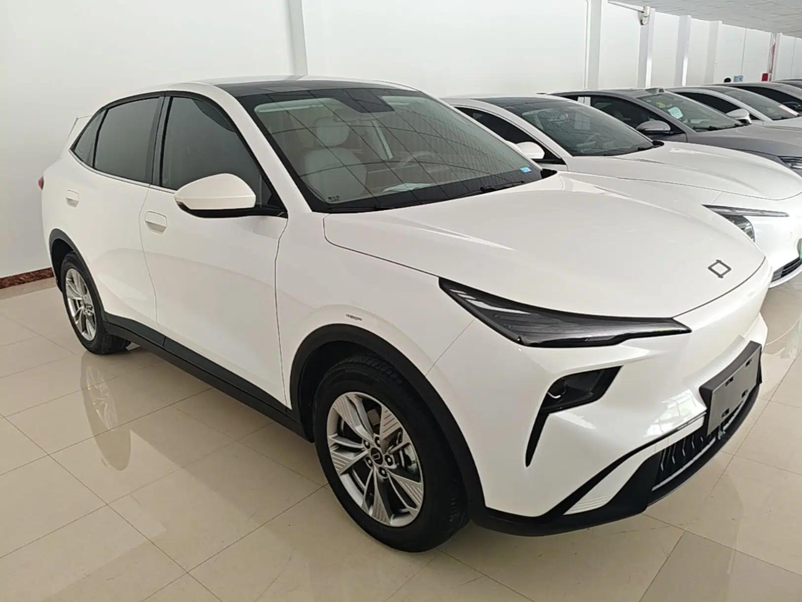 Bestune Yueyi 03 2025 565km Enjoy Edition — миниатюра 3
