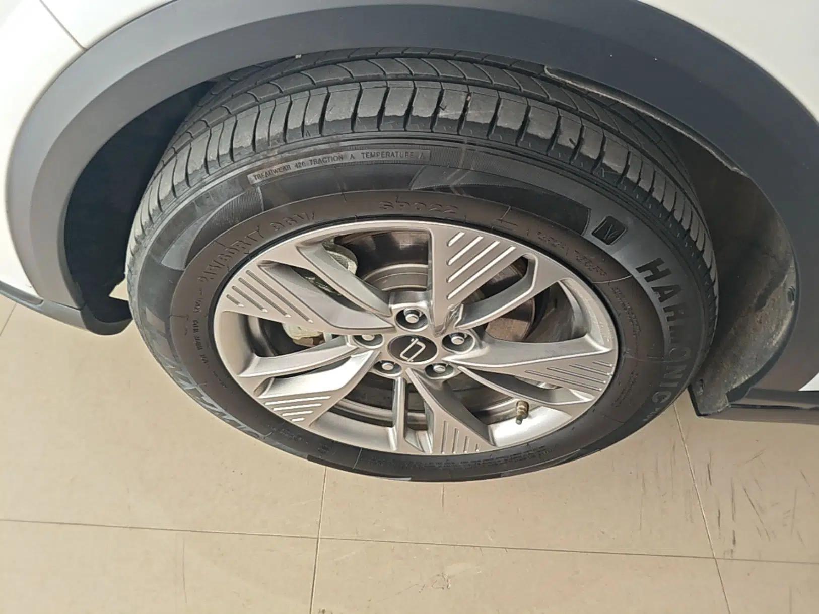 Bestune Yueyi 03 2025 565km Enjoy Edition — миниатюра 10