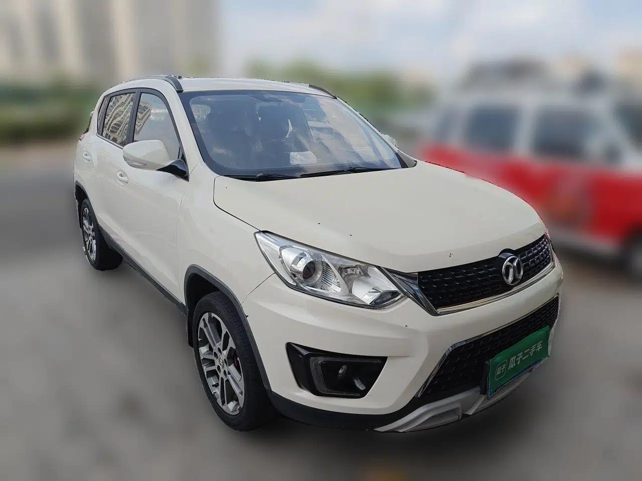 BAIC Senova X35 2016 1.5L Manual Luxury Edition — миниатюра 3