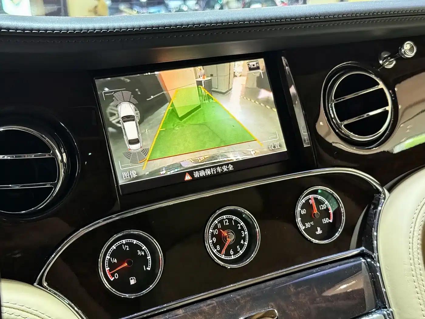 2013 Mulsanne 6.8T Mulliner Special Edition — миниатюра 12