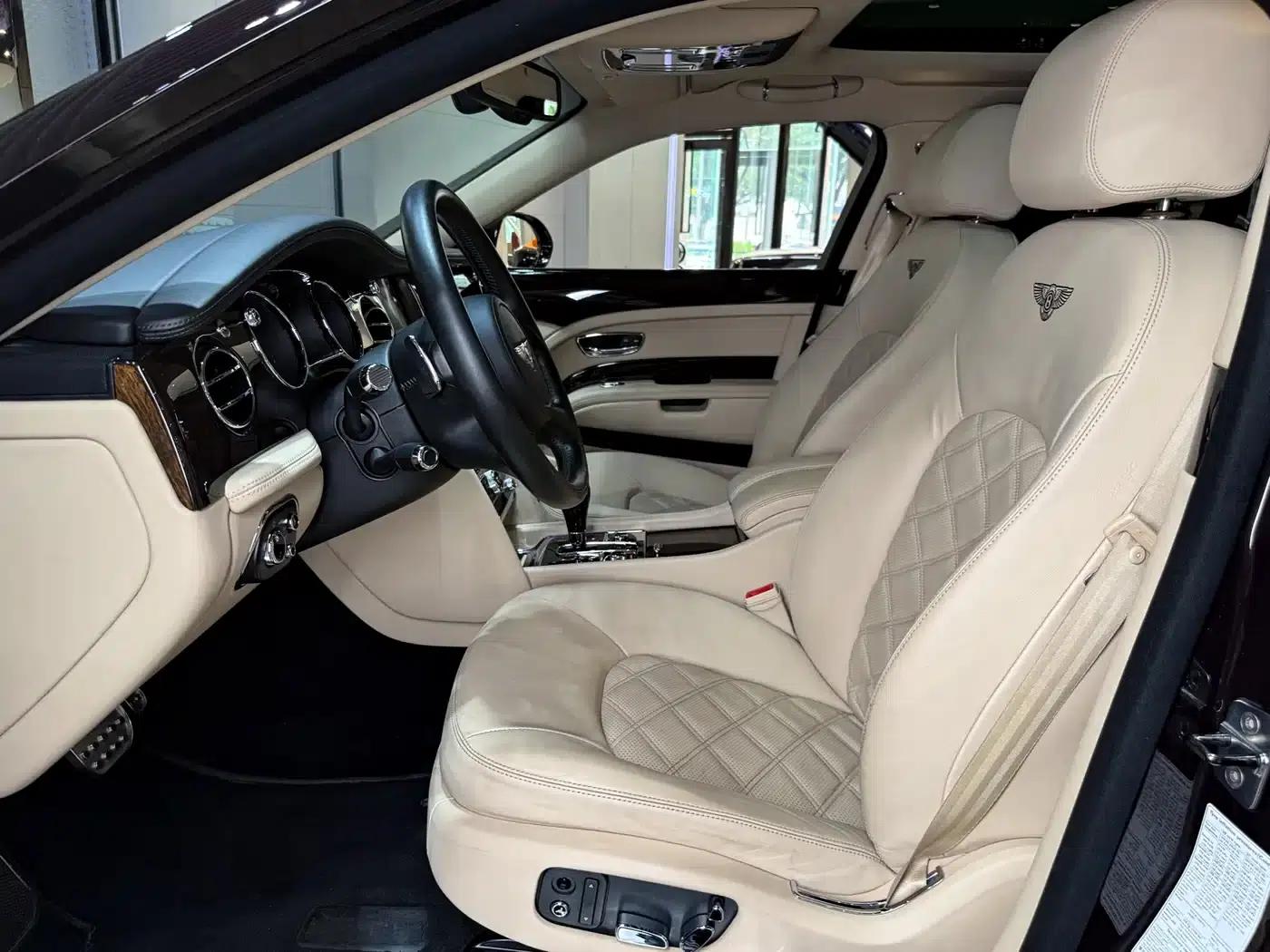 2013 Mulsanne 6.8T Mulliner Special Edition — миниатюра 16