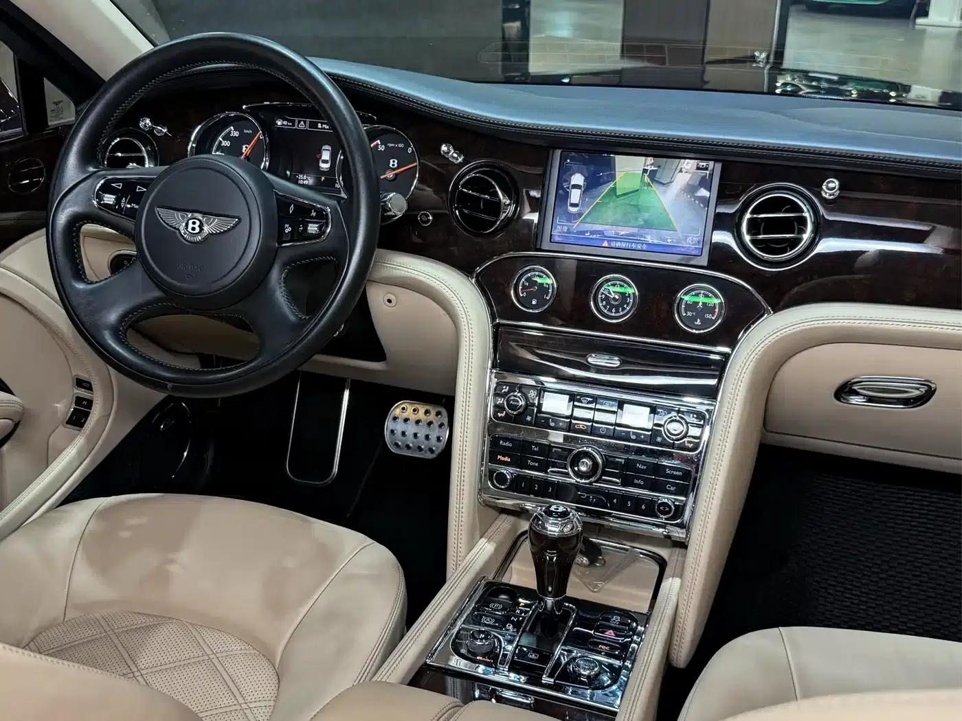 2013 Mulsanne 6.8T Mulliner Special Edition — миниатюра 20