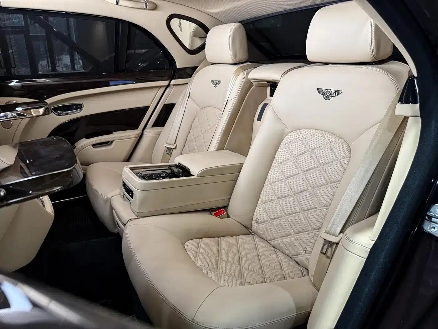 2013 Mulsanne 6.8T Mulliner Special Edition — миниатюра 25