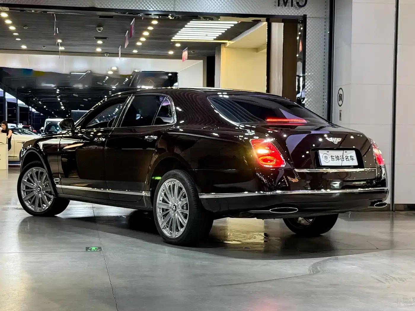 2013 Mulsanne 6.8T Mulliner Special Edition — миниатюра 4
