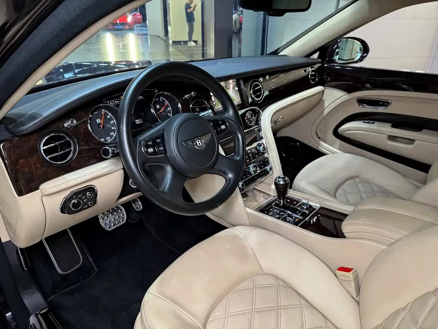 2013 Mulsanne 6.8T Mulliner Special Edition — миниатюра 8