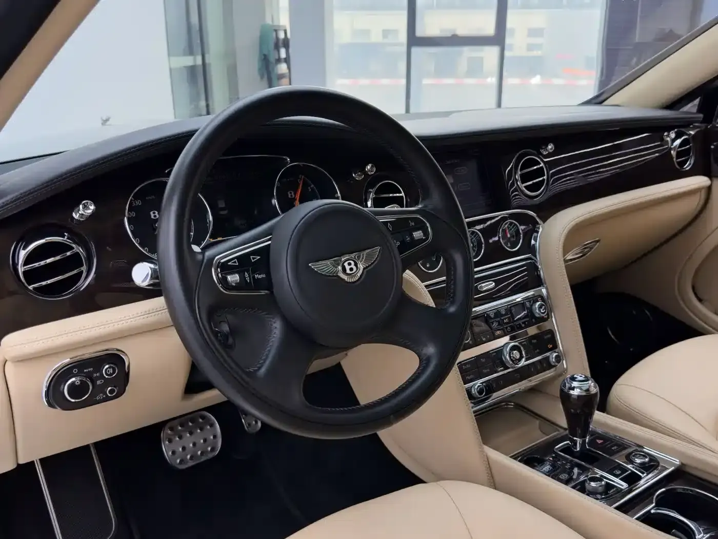 2013 Mulsanne 6.8T Mulliner Special Edition — миниатюра 15
