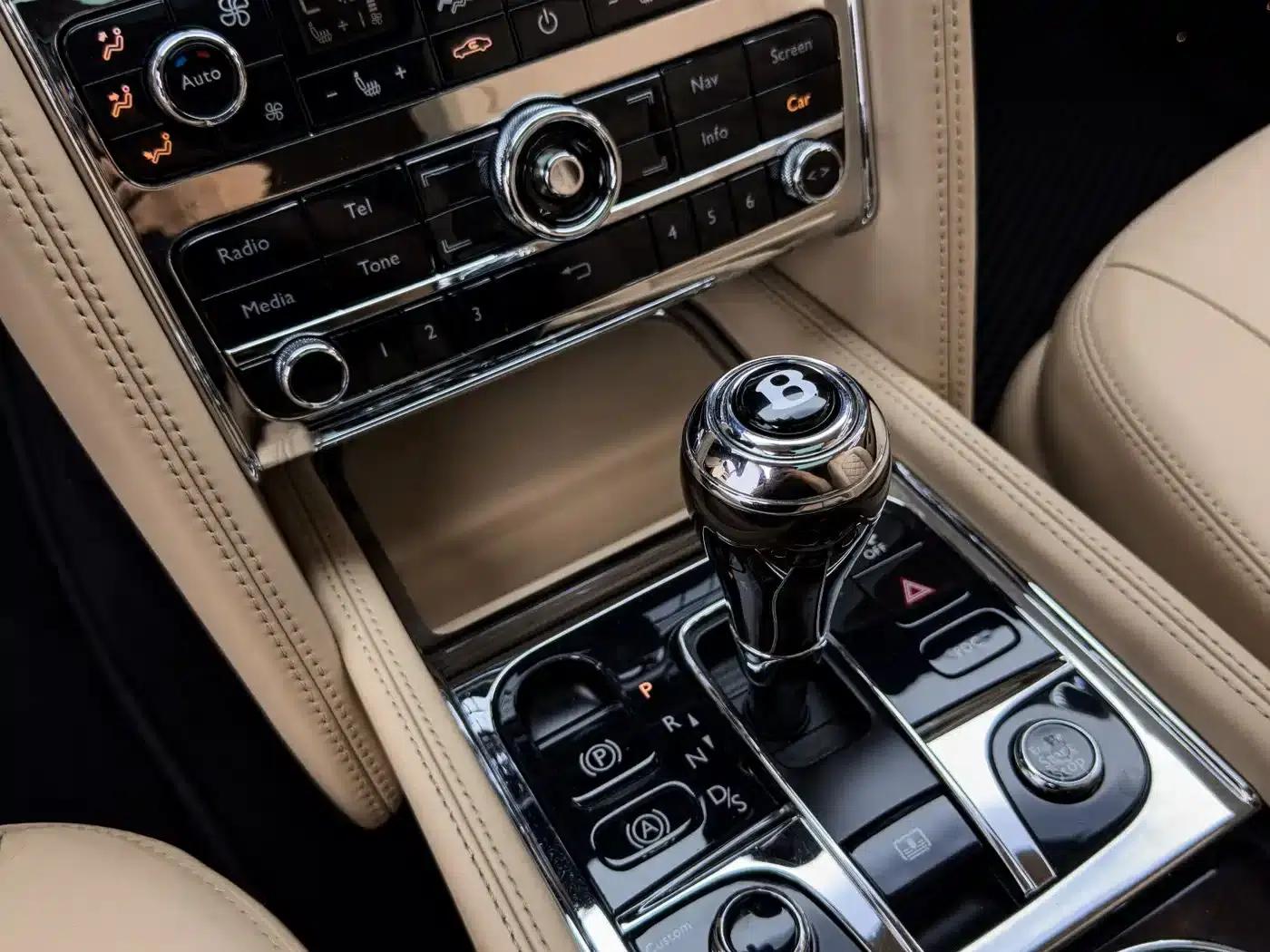 2013 Mulsanne 6.8T Mulliner Special Edition — миниатюра 20