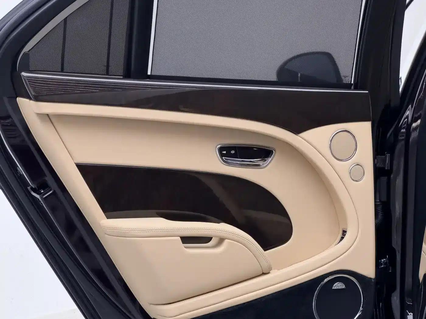 2013 Mulsanne 6.8T Mulliner Special Edition — миниатюра 24