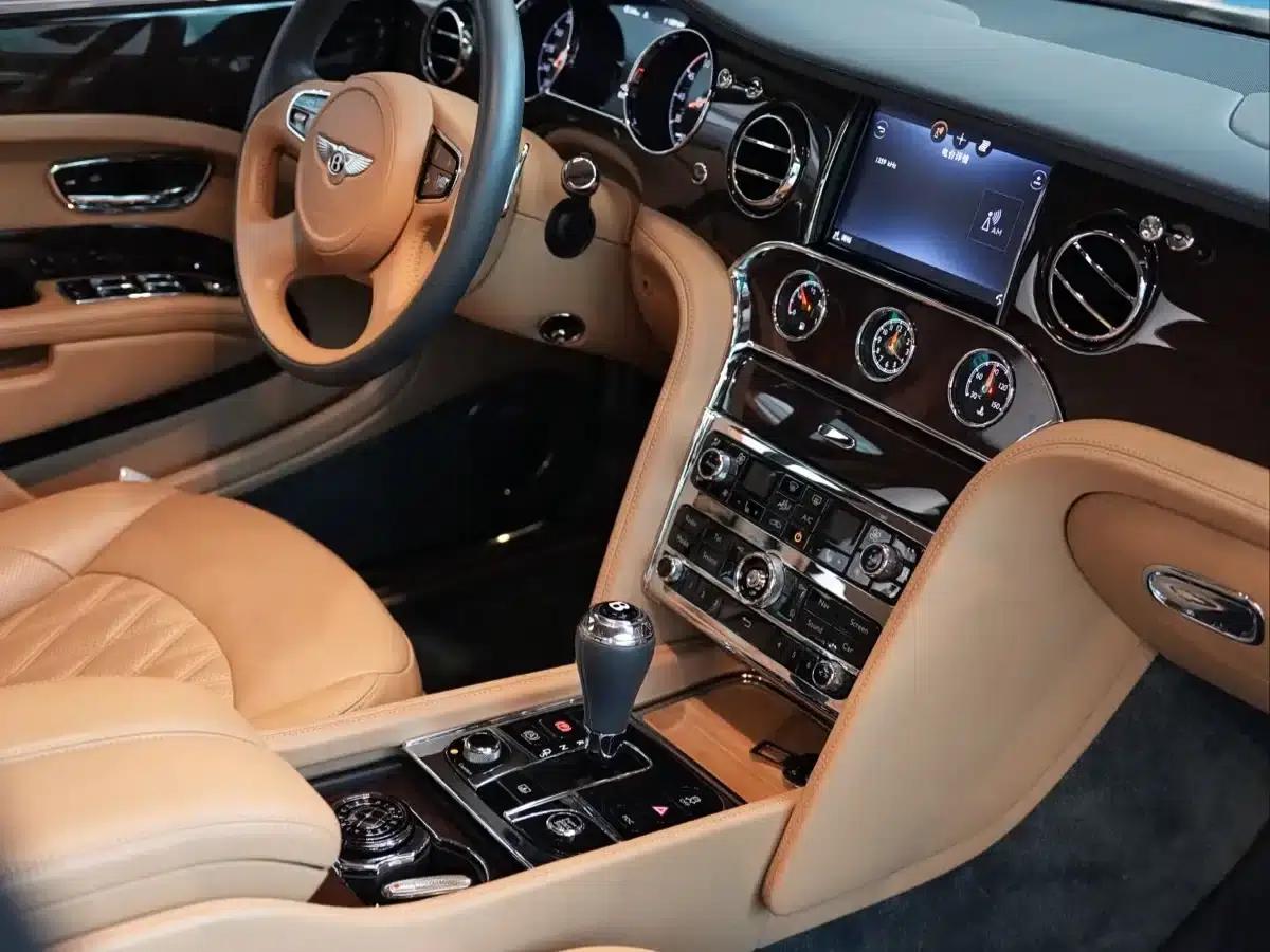 Mulsanne 2017 6.8T Long Wheelbase — миниатюра 13