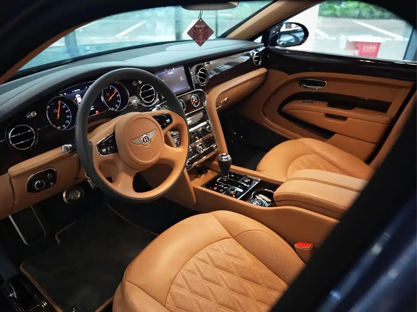 Mulsanne 2017 6.8T Long Wheelbase — миниатюра 8