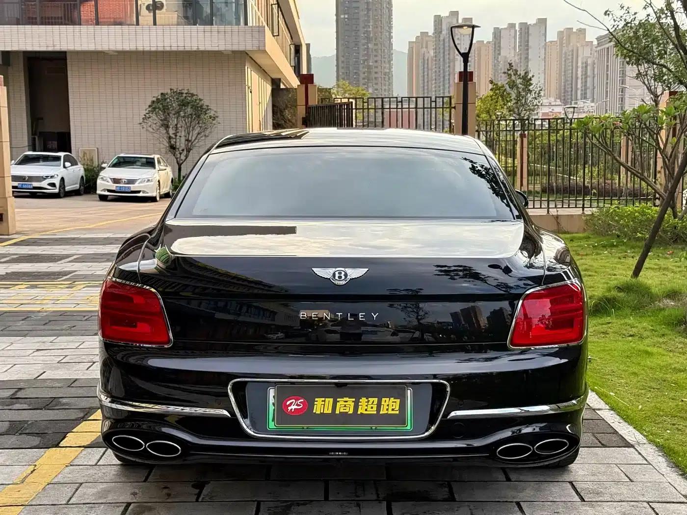 2022 Flying Spur Plug-in Hybrid 2.9T V6 — миниатюра 5