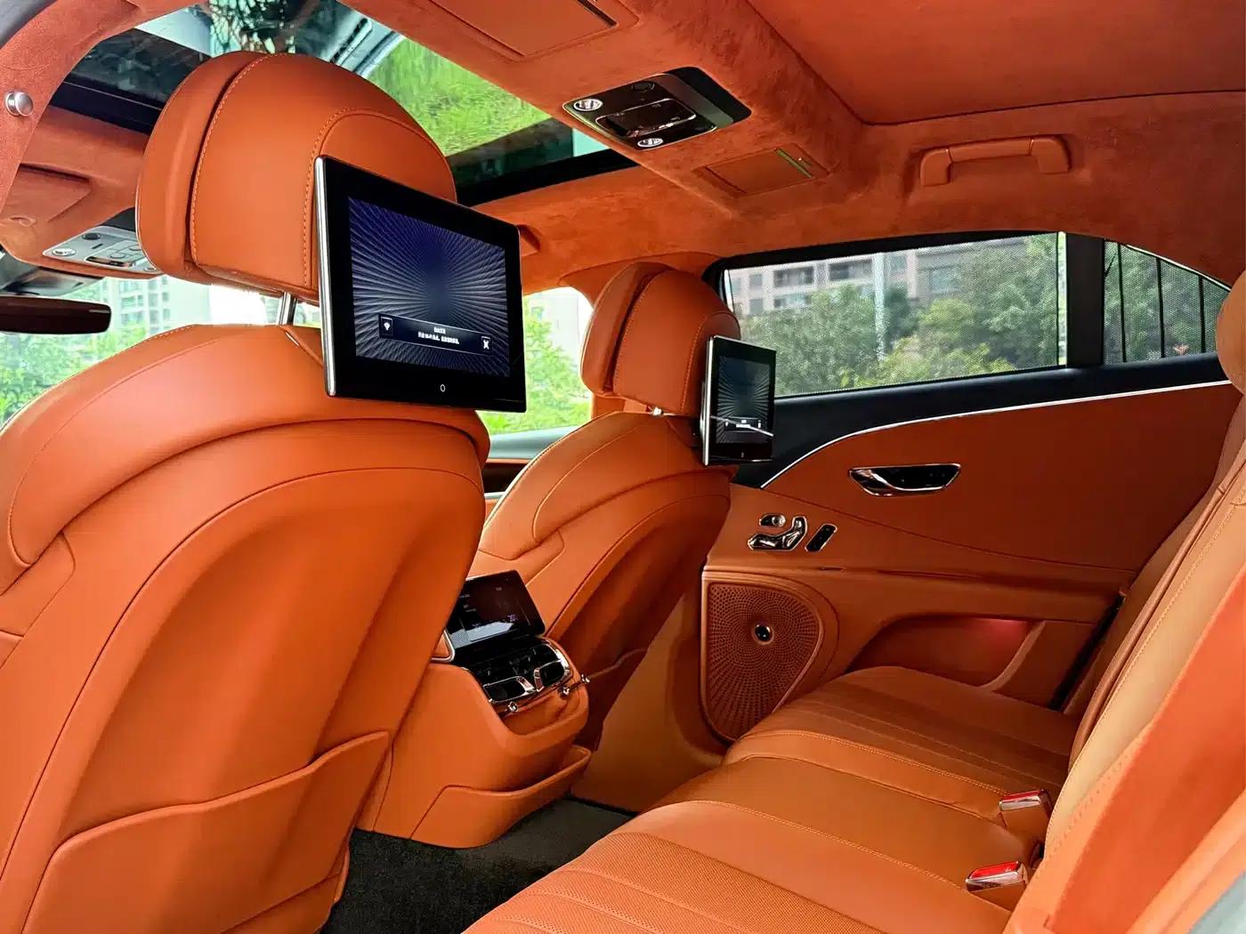 2022 Flying Spur Plug-in Hybrid 2.9T V6 — миниатюра 9