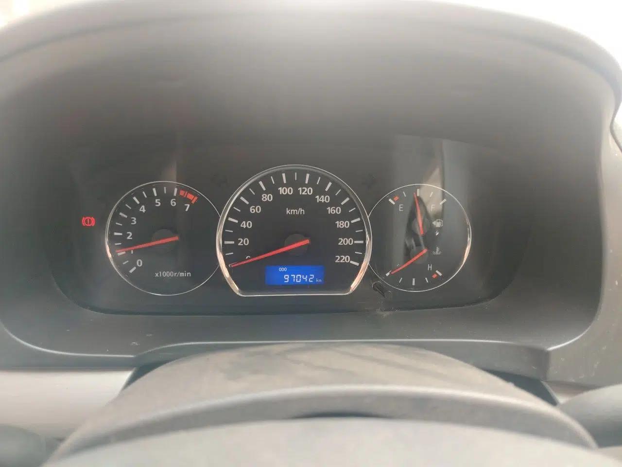 CHANGAN Alsvin V5 2012 1.5L Manual Dream Edition — миниатюра 11
