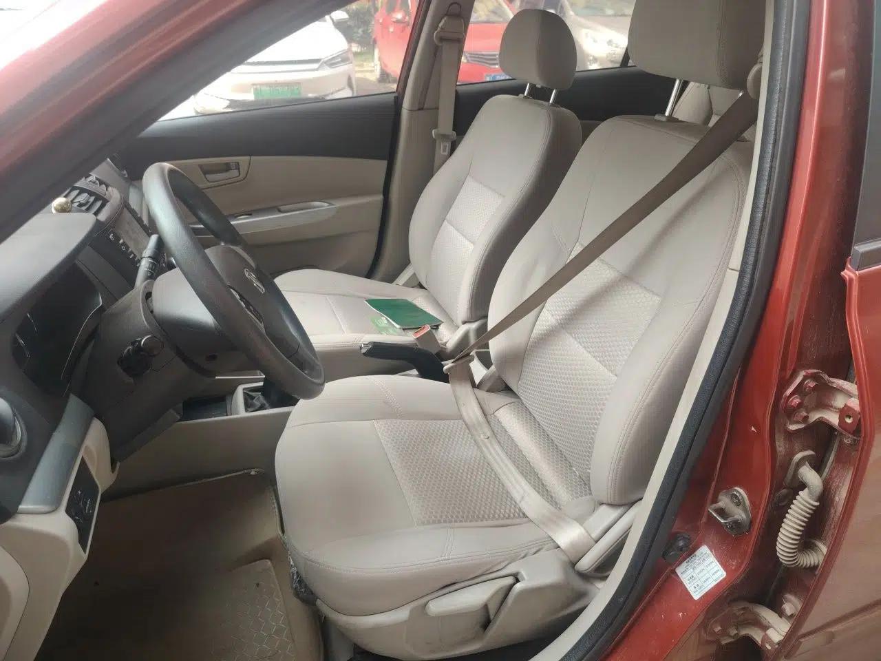 CHANGAN Alsvin V5 2012 1.5L Manual Dream Edition — миниатюра 15