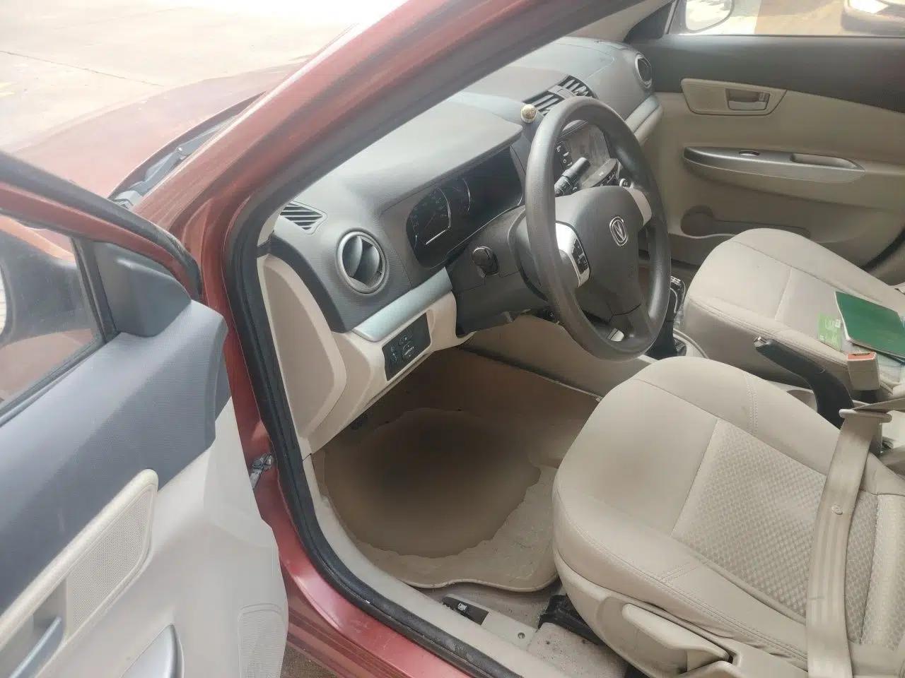 CHANGAN Alsvin V5 2012 1.5L Manual Dream Edition — миниатюра 16