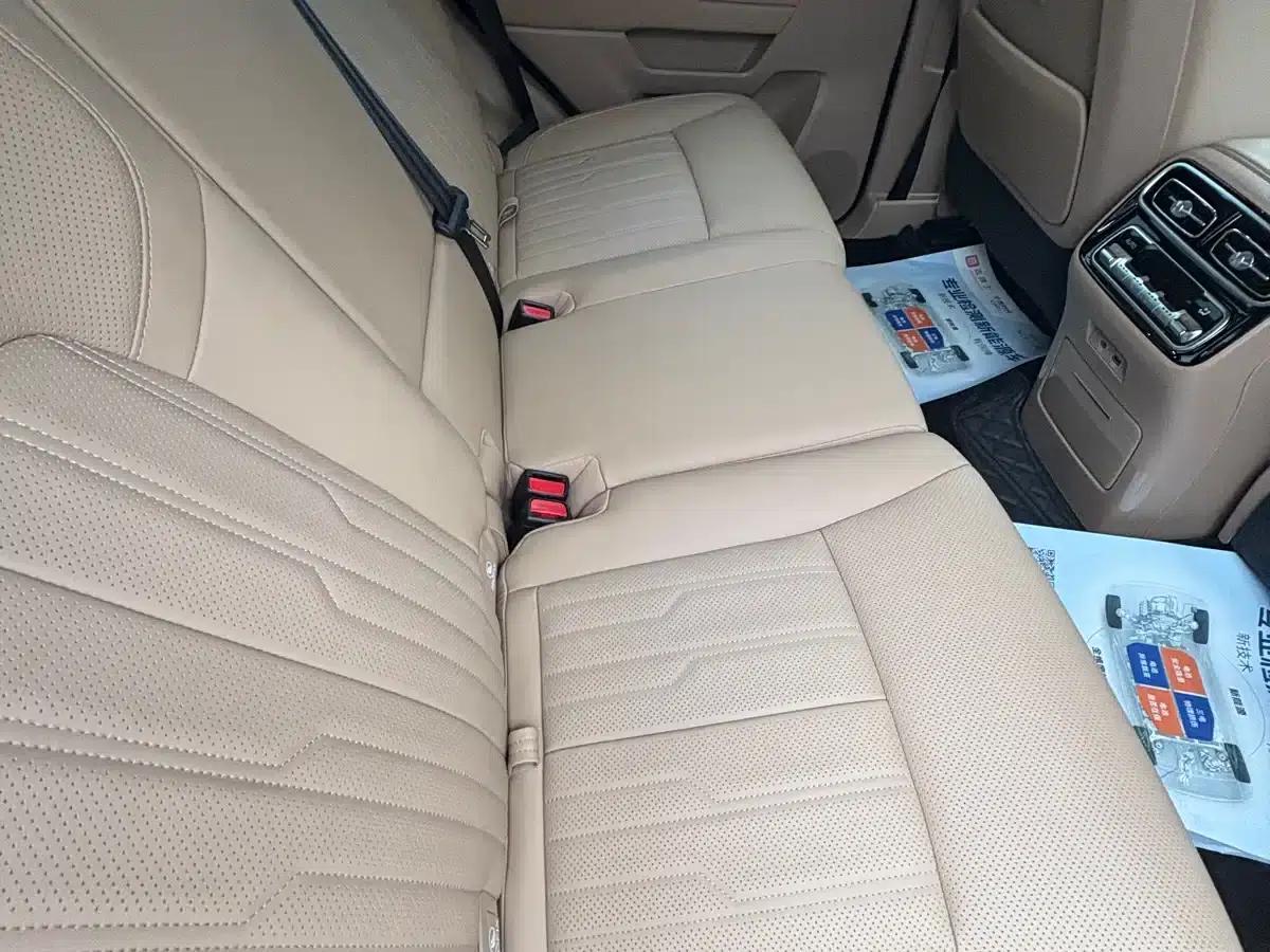 Beijing BJ60 Extended Range 2024 Model, 5-Seater Extended Range Advanced Edition — миниатюра 11