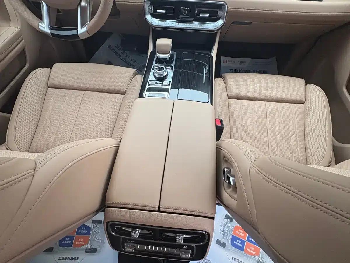 Beijing BJ60 Extended Range 2024 Model, 5-Seater Extended Range Advanced Edition — миниатюра 15